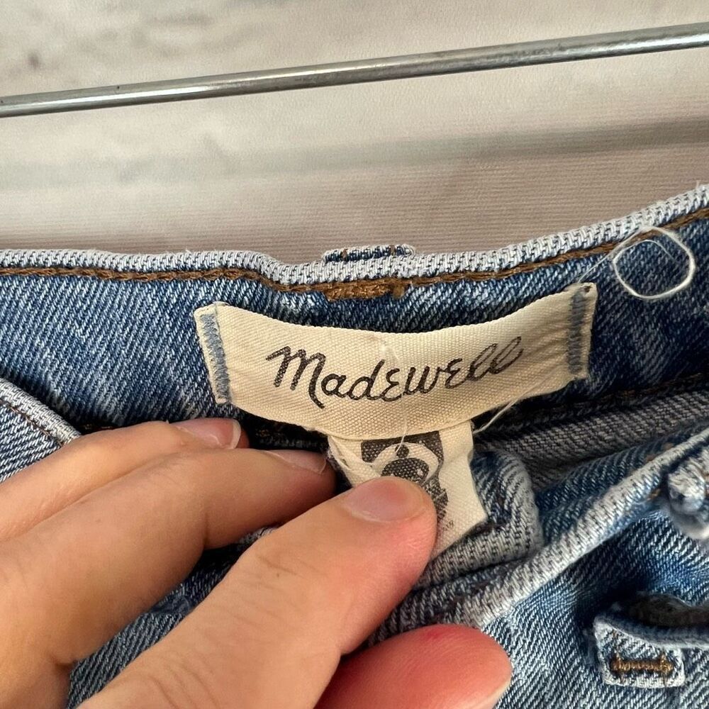 Madewell Women's High-Rise Distressed Denim Shorts Size 25 Blue - Picture 4 of 8